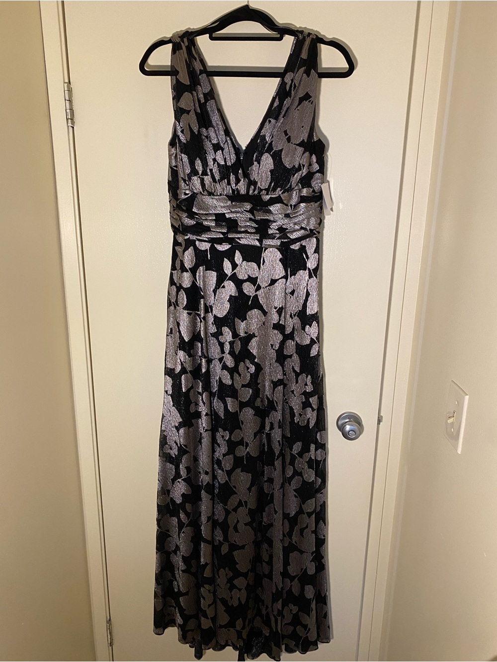 Metallic Silver Floral V-Neck Maxi Dress - Black & Silver